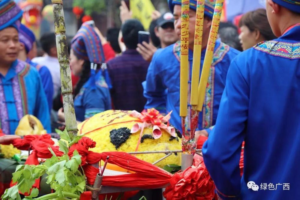 武鸣罗波骆越祭祖大典成为三月三标志性民俗活动