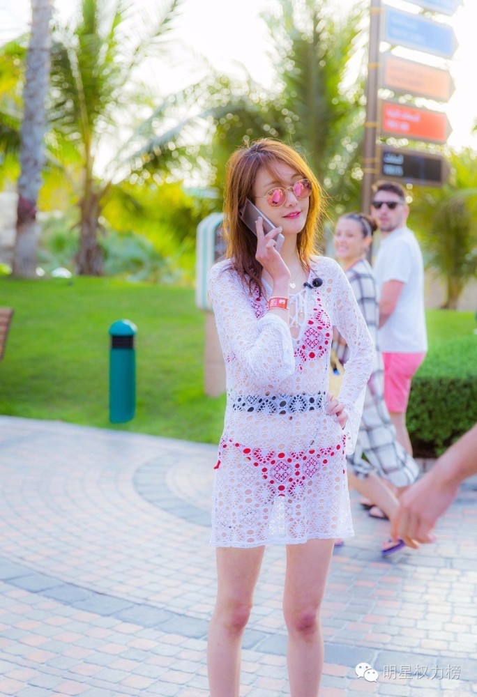 刘诗诗杨幂郑爽穿泳衣的样子都在这里了 谁更