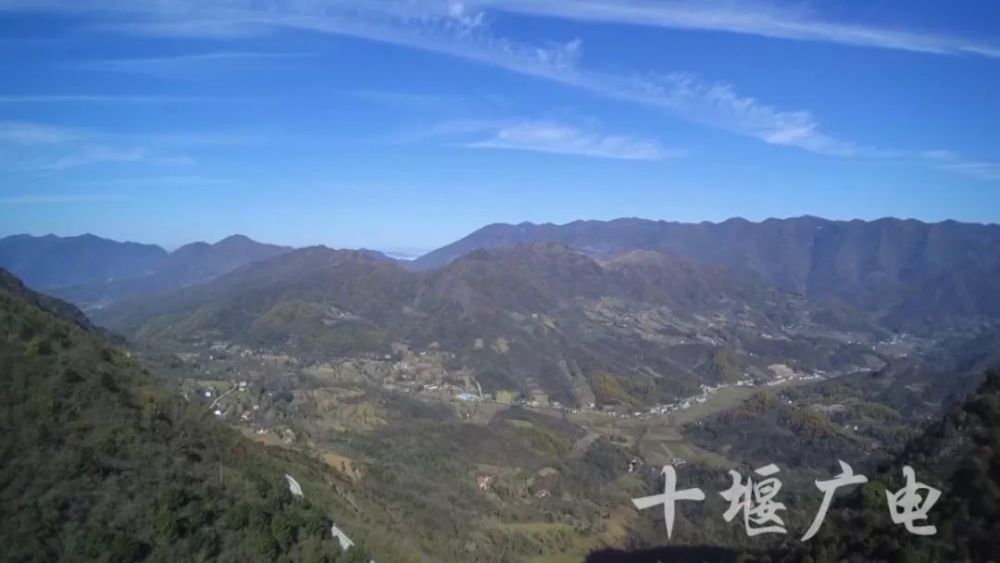神农架哪个乡镇人口最少_神农架野人(3)