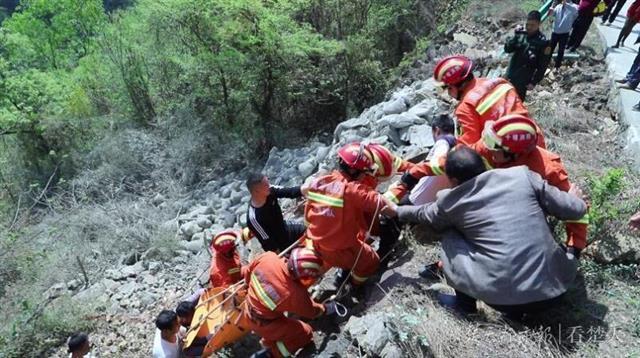 湖北青峰人口_湖北房县青峰新闻(3)