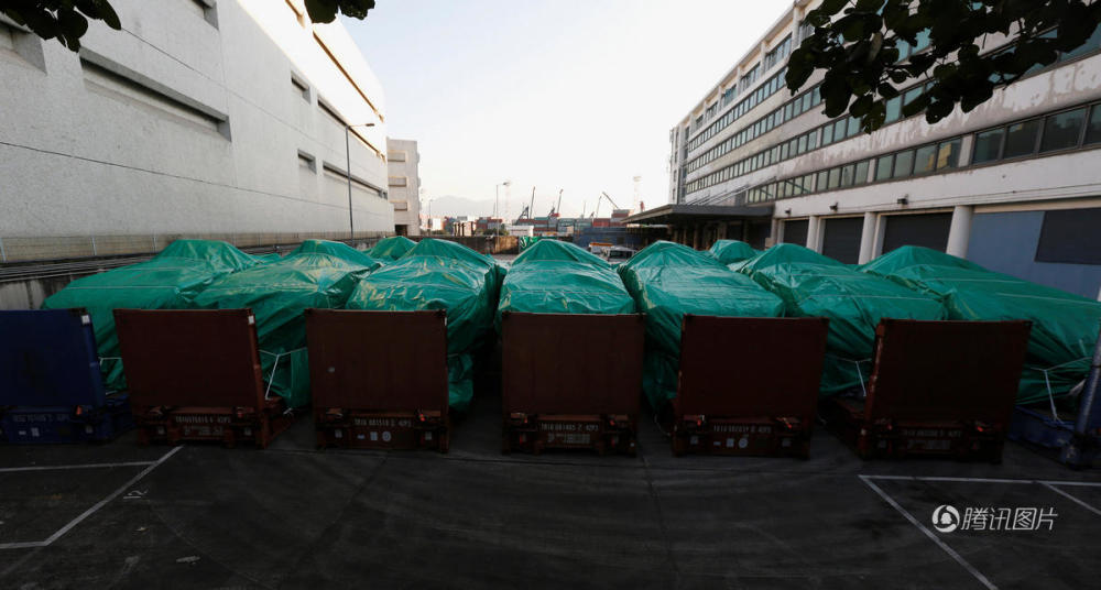 香港查扣新加坡装甲车 背后几多玄机?