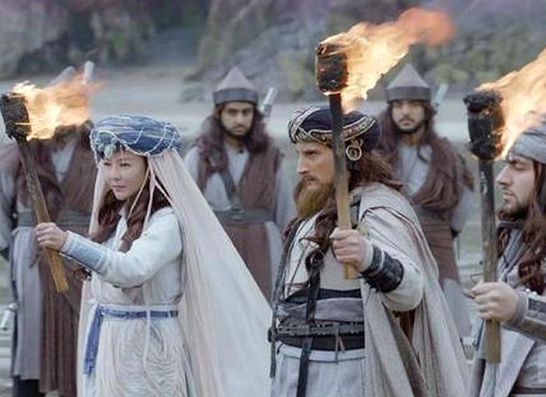 《倚天屠龙记》五大宝物,屠龙刀第三,第一连张无忌都想抱回家