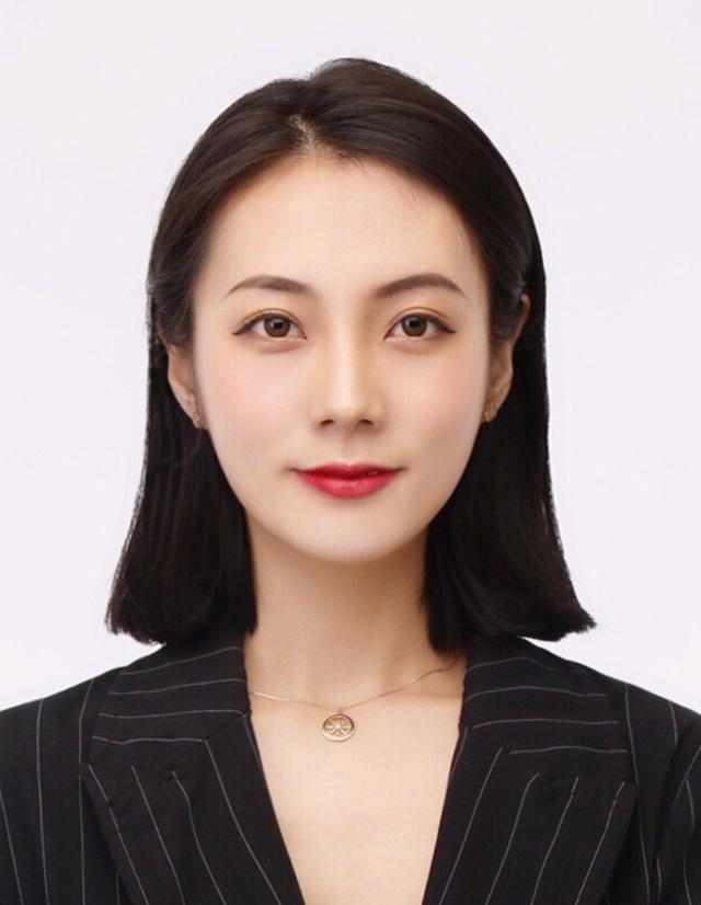 拍证件照时的