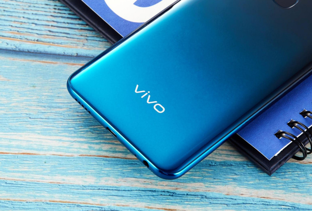 2k档真全面屏设计vivos1冰湖蓝图赏:科技与美学完美结合