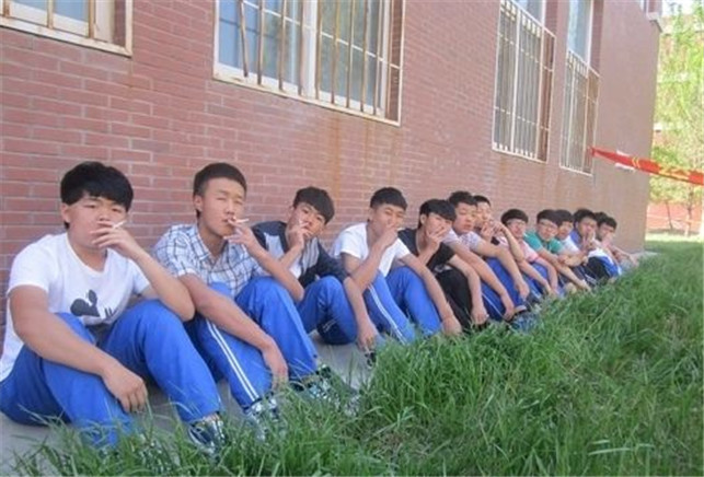 教育,吸烟,中学生,学生党,抽烟
