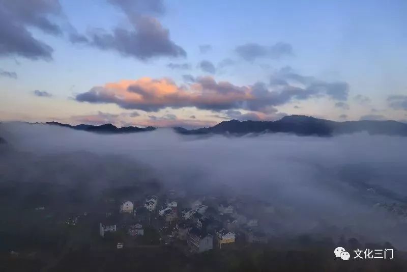 三门总人口_中国人口总人口预测(3)