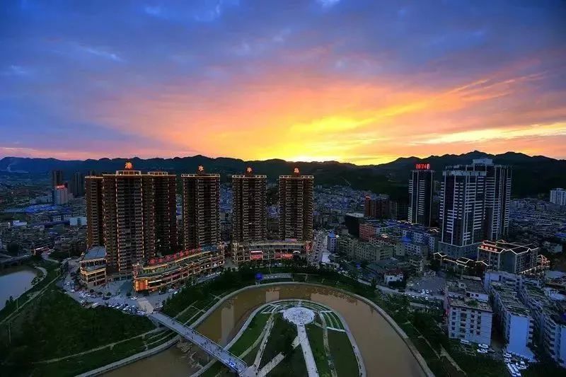 贵州省仁怀市各县gdp_贵州GDP最高的十个县级城市,有两个突破了五百亿,毕节占了三个