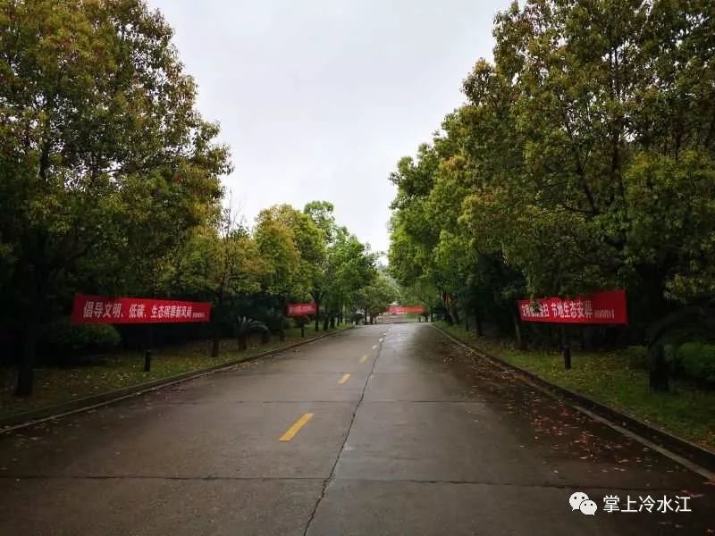 冷水江市总人口有多少