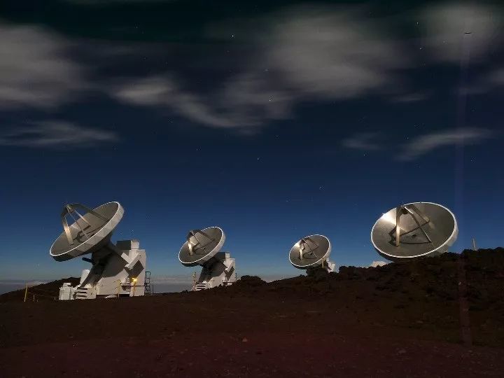 人类史上第一张黑洞照片:来自5500万光年外的