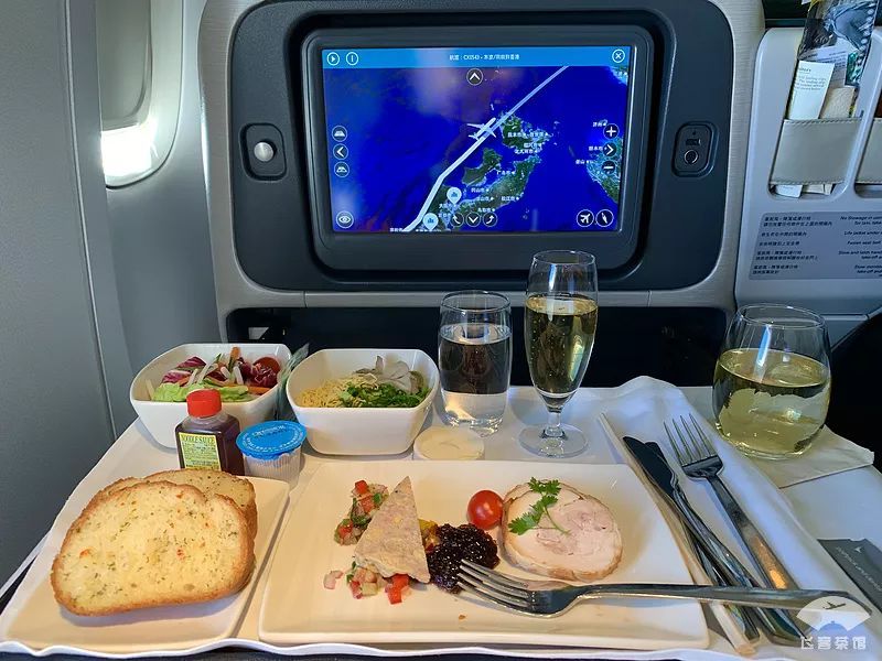 【航空】樱花季国泰航空can-hkg-nrt-hnd商务舱体验