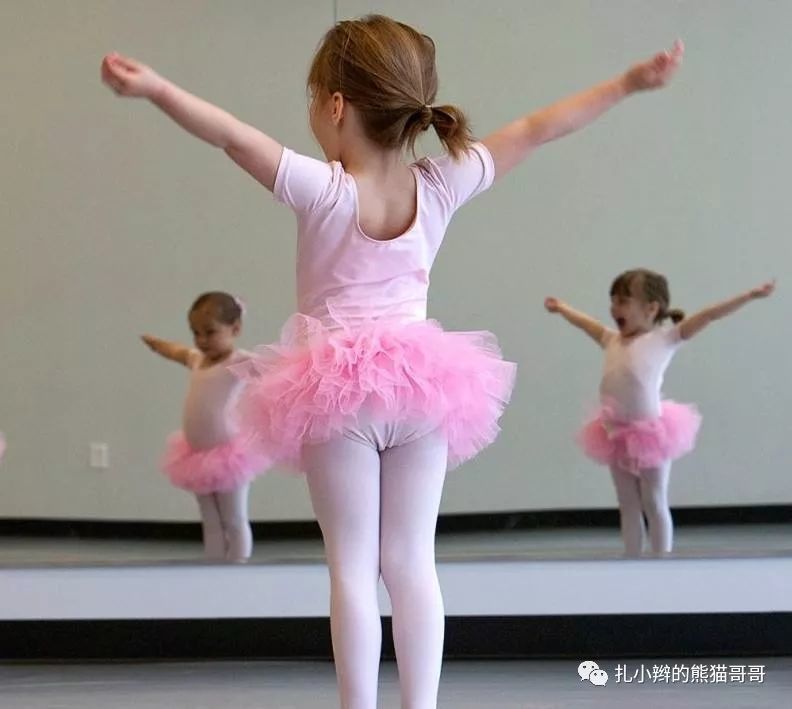 幼儿舞蹈《小可爱》