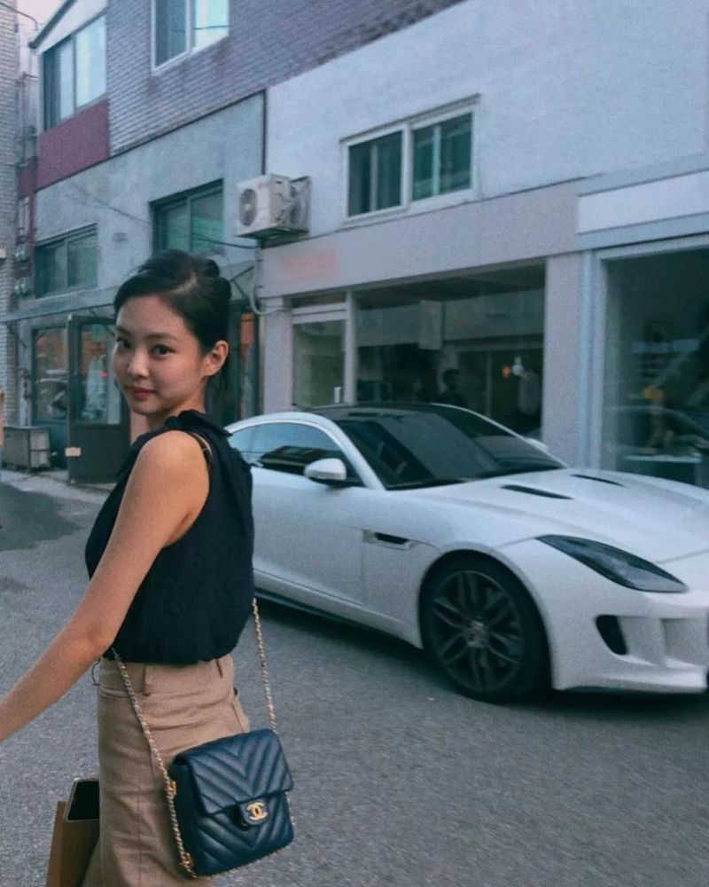 亚洲最美面孔lisa究竟背了多少celine的包?