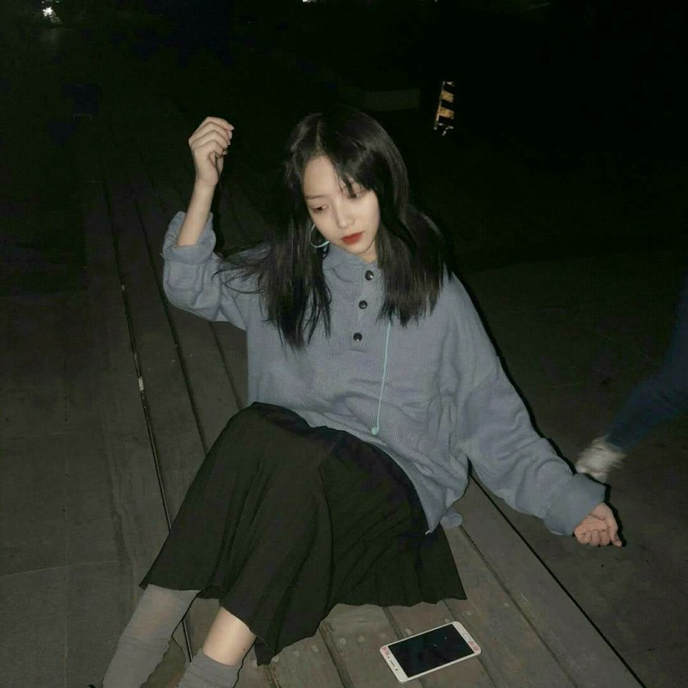 最近"超时髦"女生头像火了,个个都很潮,小仙女看一眼就换上