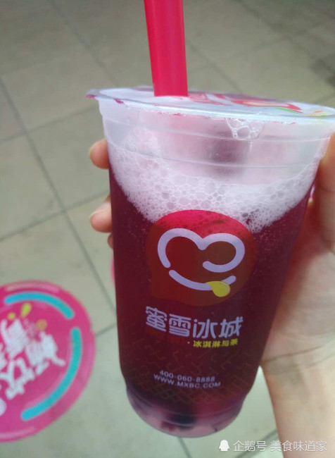 蜜雪冰城最受欢迎的3款饮品,柠檬水上榜,网友:千万别
