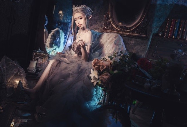 《鬼刀》海琴烟cos:这样的冰公主,美得惊心动魄!