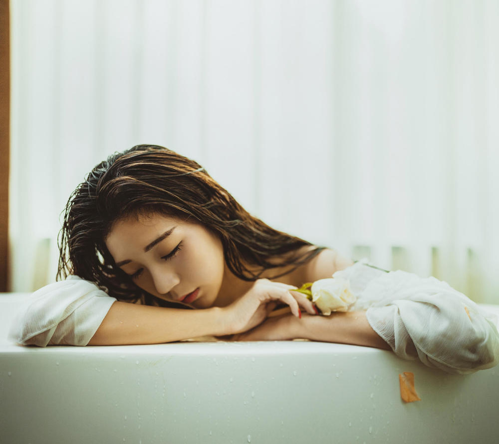 40岁左右的女人,真实的生活是什么样子?她们的回答,很