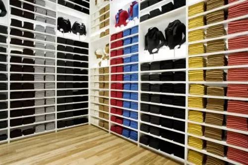 靠卖基础款,优衣库老板再度成为日本首富