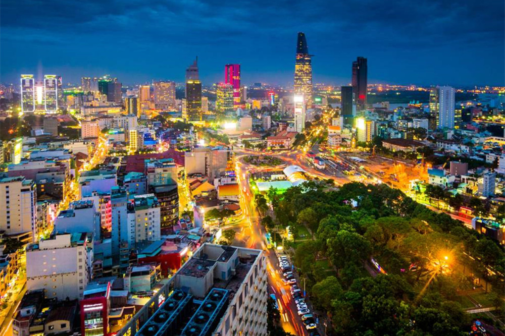 越南最大的城市,与临近的广西南宁相比,哪个更胜一筹?