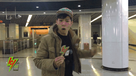 娱乐 社区 图说上海 挑战编辑部 还有. 奇葩归奇葩 没有扶梯也别怕!