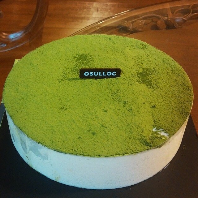 抹茶奶油蛋糕,绿色的好好看!