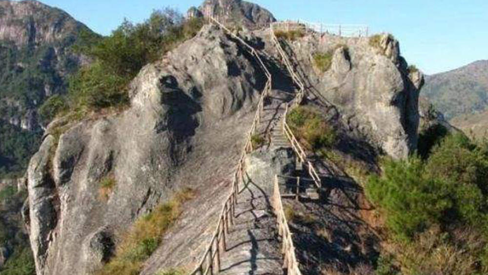 三明绿岩人口_三明沙县马岩山庄(2)