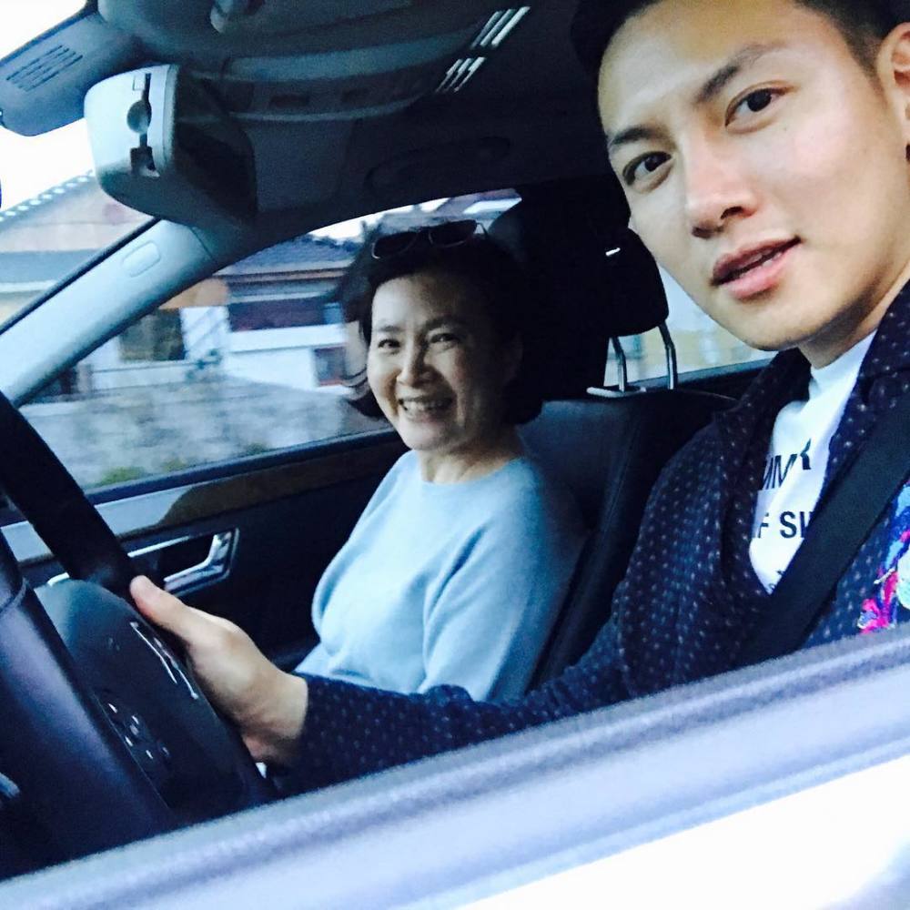 孝顺妈妈的男人最有魅力,韩国演艺圈mama boy大盘点!