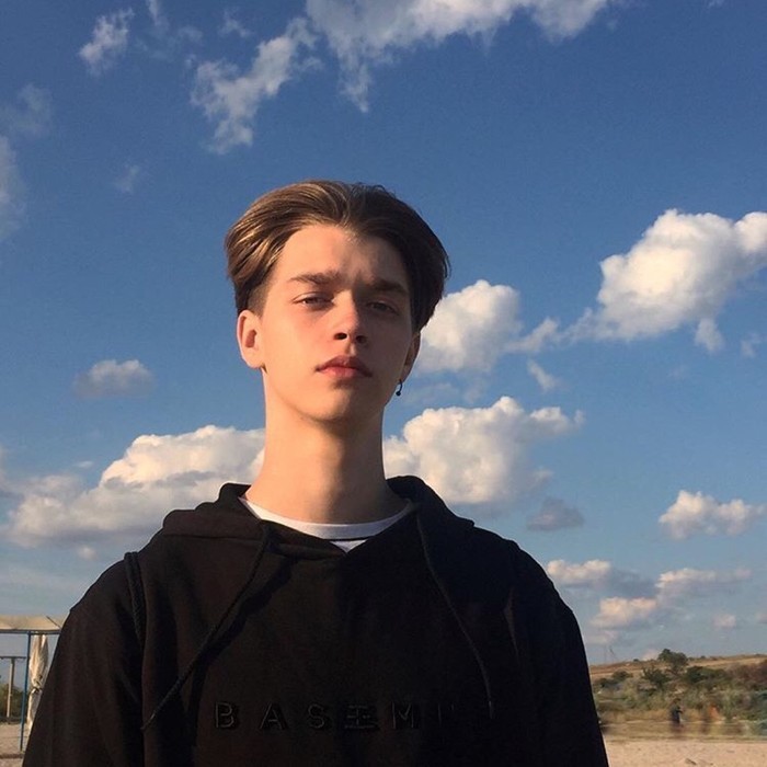 据说"网恋"小姐姐喜欢这种男生头像?快换上,甜甜的恋爱轮到你