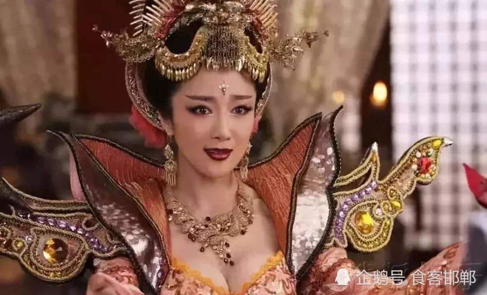 同样是苏妲己,张馨予的风情万种,王丽坤的清丽,而她是