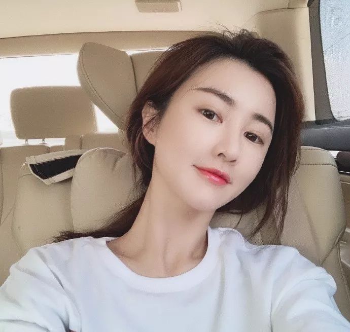 和谢霆锋传绯闻的她如今买千万豪宅,嫁为人妻当人生赢家