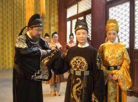 狄仁杰和武则天是什么关系?他去世后,这8个字给出了答案