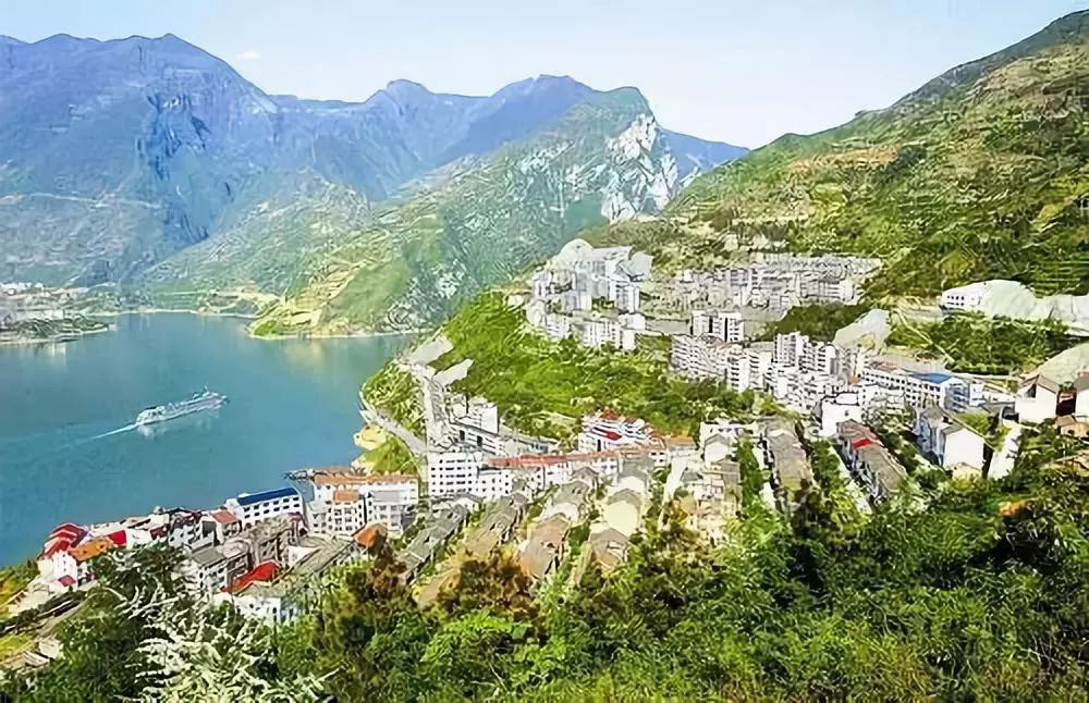 秭归县人口多少_秭归县沙镇溪镇图片