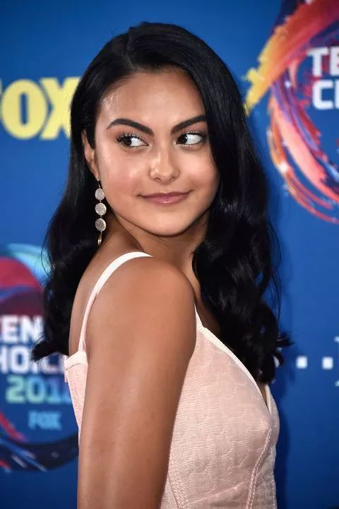 卡蜜拉曼德斯(camila mendes)