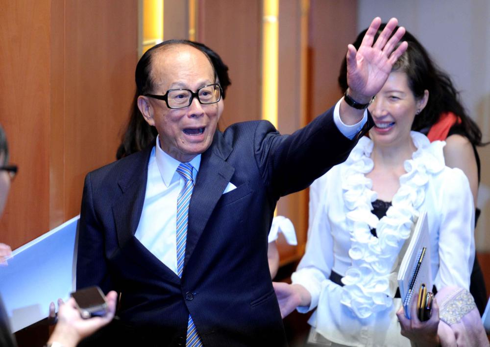 十二星座中狮子座有何人生哲学,狮子座人物李嘉诚先生