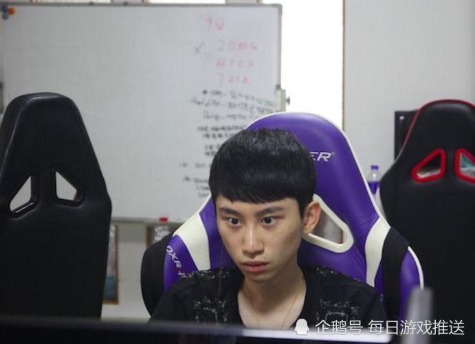 被李相赫逼离LCK的Doinb,如今当他翻译!粉丝