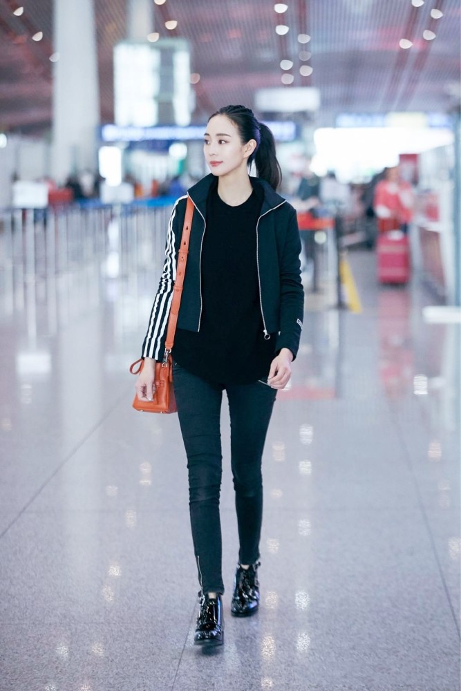 张钧甯牛仔自信登台秒杀众多女星,来感受这位的的自由