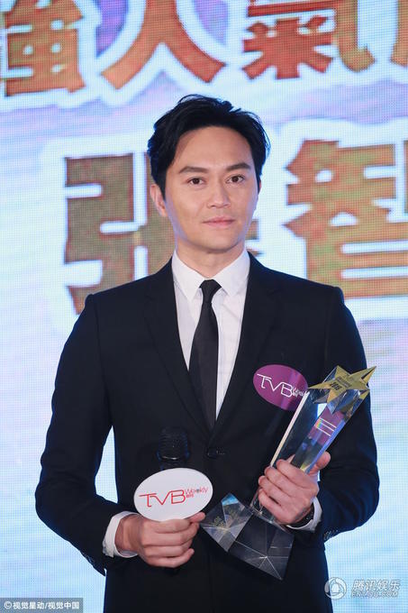 张智霖夫妇合体现身 袁咏仪力挺梁小冰_腾讯网