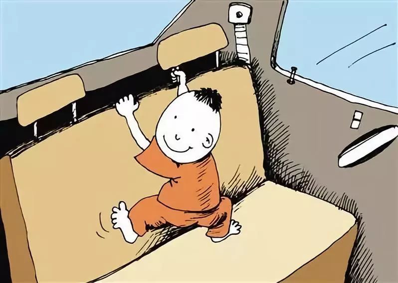 如何教孩子全面地识别生活场景中的潜在危险?