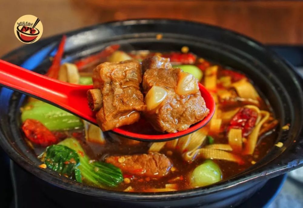 酱汁浓郁肉嫩销魂!还有黄焖牛腩排骨砂锅鱼!人均$10