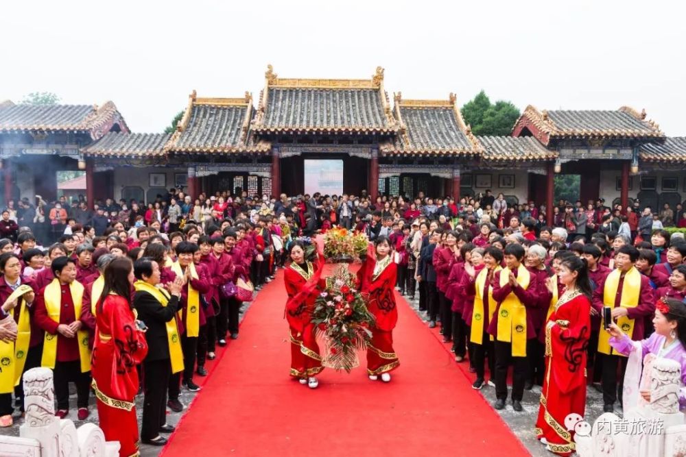 三月十八,高王庙会正会日,内黄颛顼帝喾陵祭祖节民祭活动进入高潮