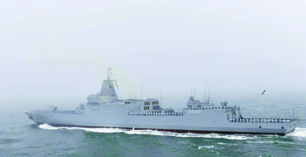 亚洲最强驱逐舰055大驱首次公开亮相 重启特殊舷号101