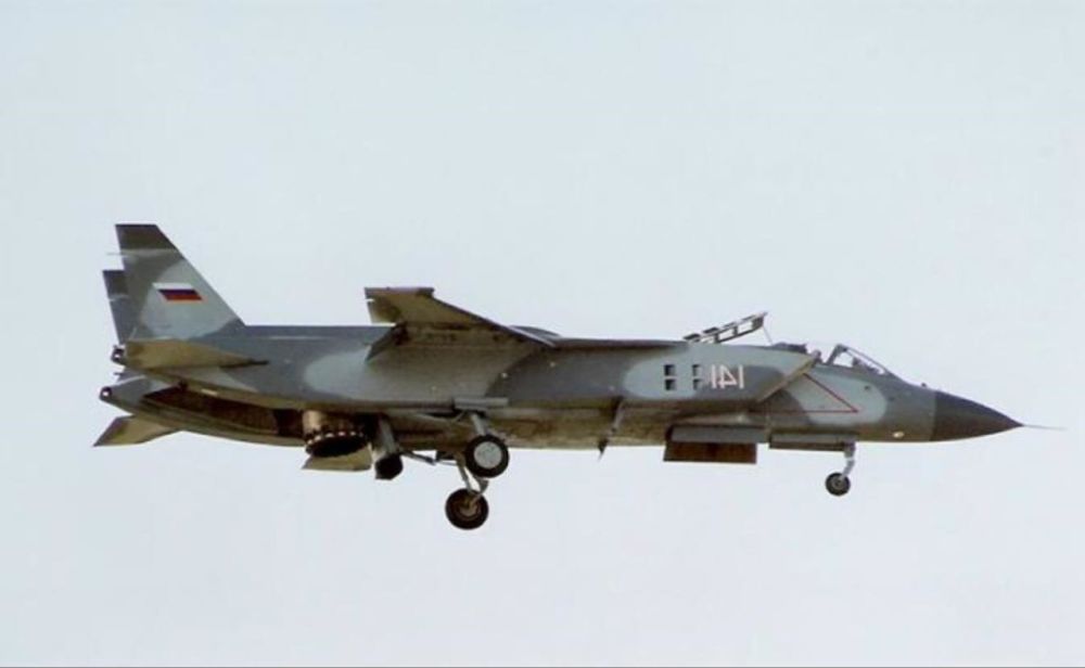 比苏-57更厉害,秒杀f-35b:俄国推出雅克-201战斗机