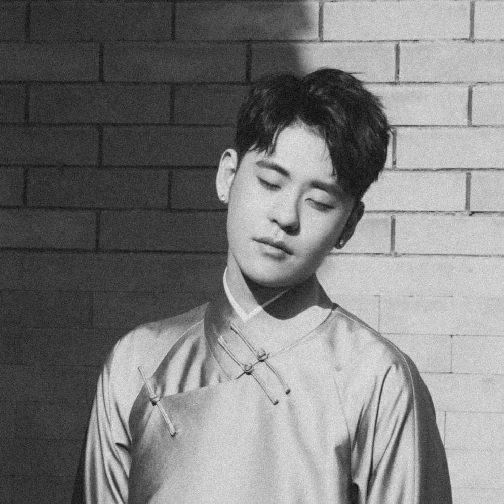 张云雷:我死也没想到,你们会带荧光棒来听相声