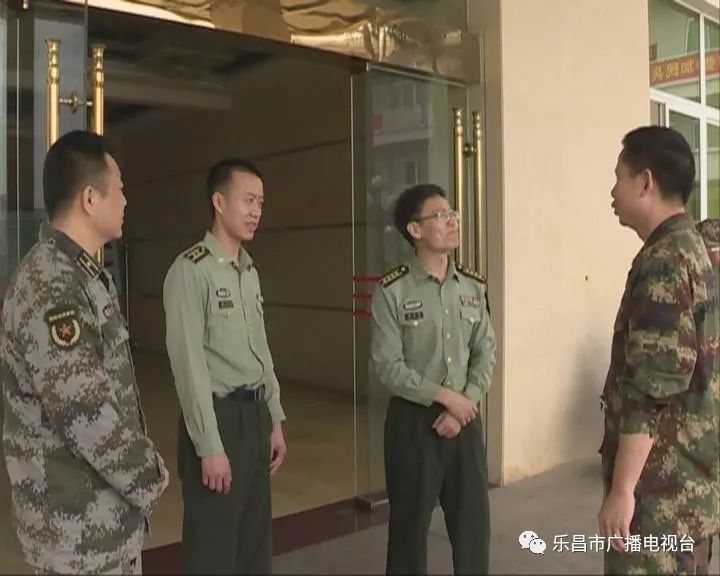 韶关军分区司令员郑爱军到我市检查指导人民武装工作