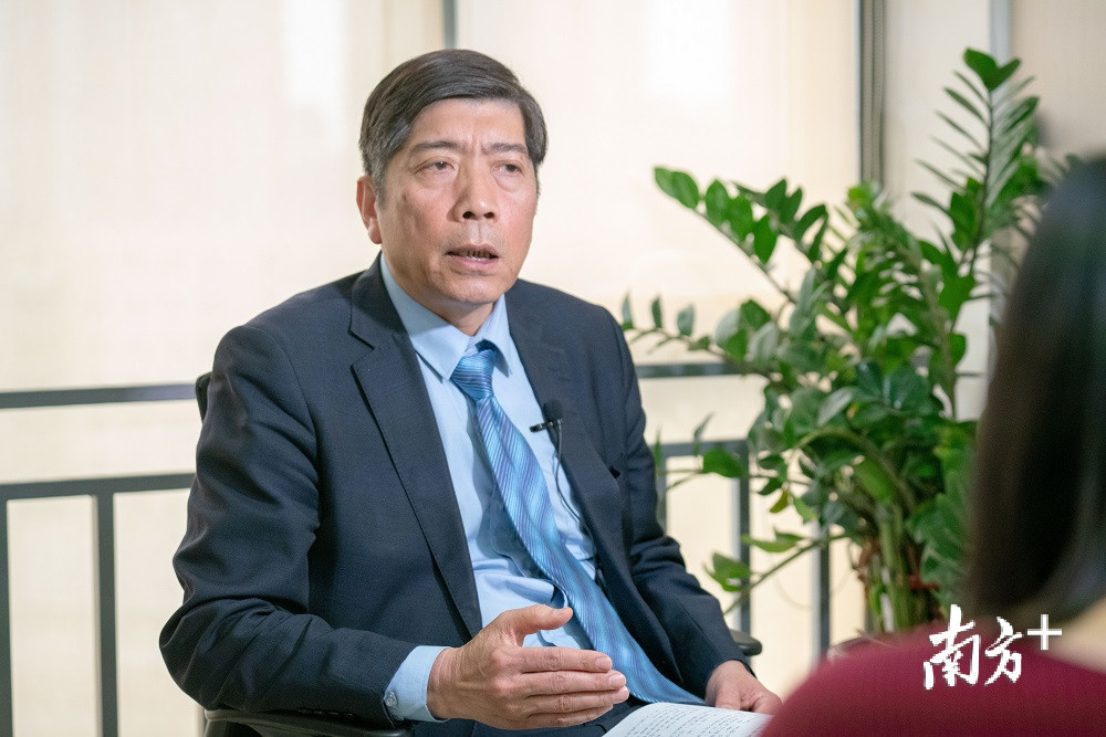 霍建国:"一带一路"如何绘好精谨细腻的"工笔画"?