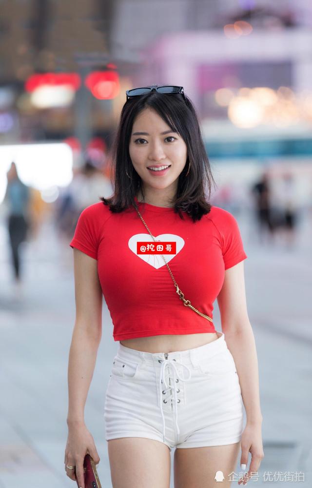 微胖的小姐姐最好看!