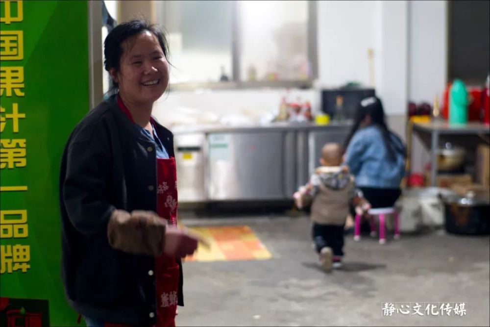 戴庄依宿如深饭店狮子头