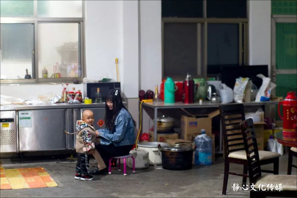 戴庄依宿如深饭店狮子头