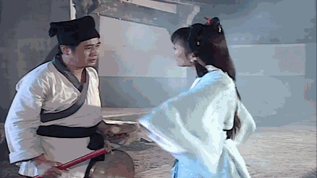 新白娘子传奇:小青第一次来例假,1句话道出心酸,女生都懂!