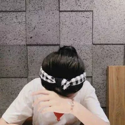 最近火了"不像情头"的情侣头像,张张虐死人,看着不爽也得忍着