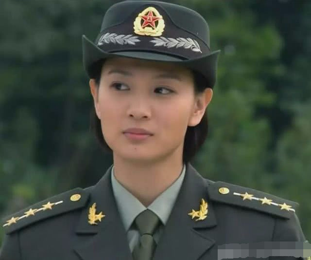 很少会有女演员敢尝试军旅题材的电视剧.